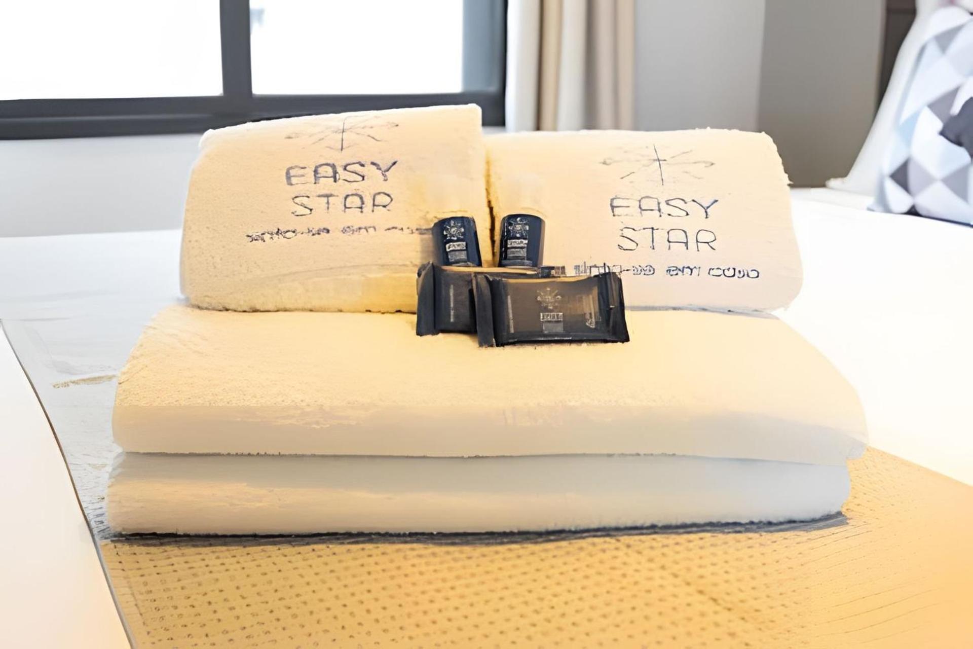 Easy Star - Lindo No Coracao De Pinheiros - Ed03i São Paulo